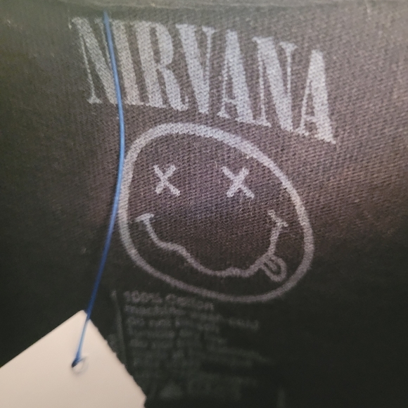 Nirvana t shirt - Picture 2 of 2